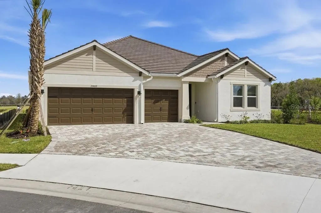 35889 Emberview Drive Zephyrhills FL 33541
