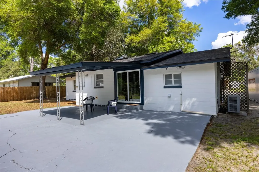 24 NE 45th Street Gainesville FL 32641