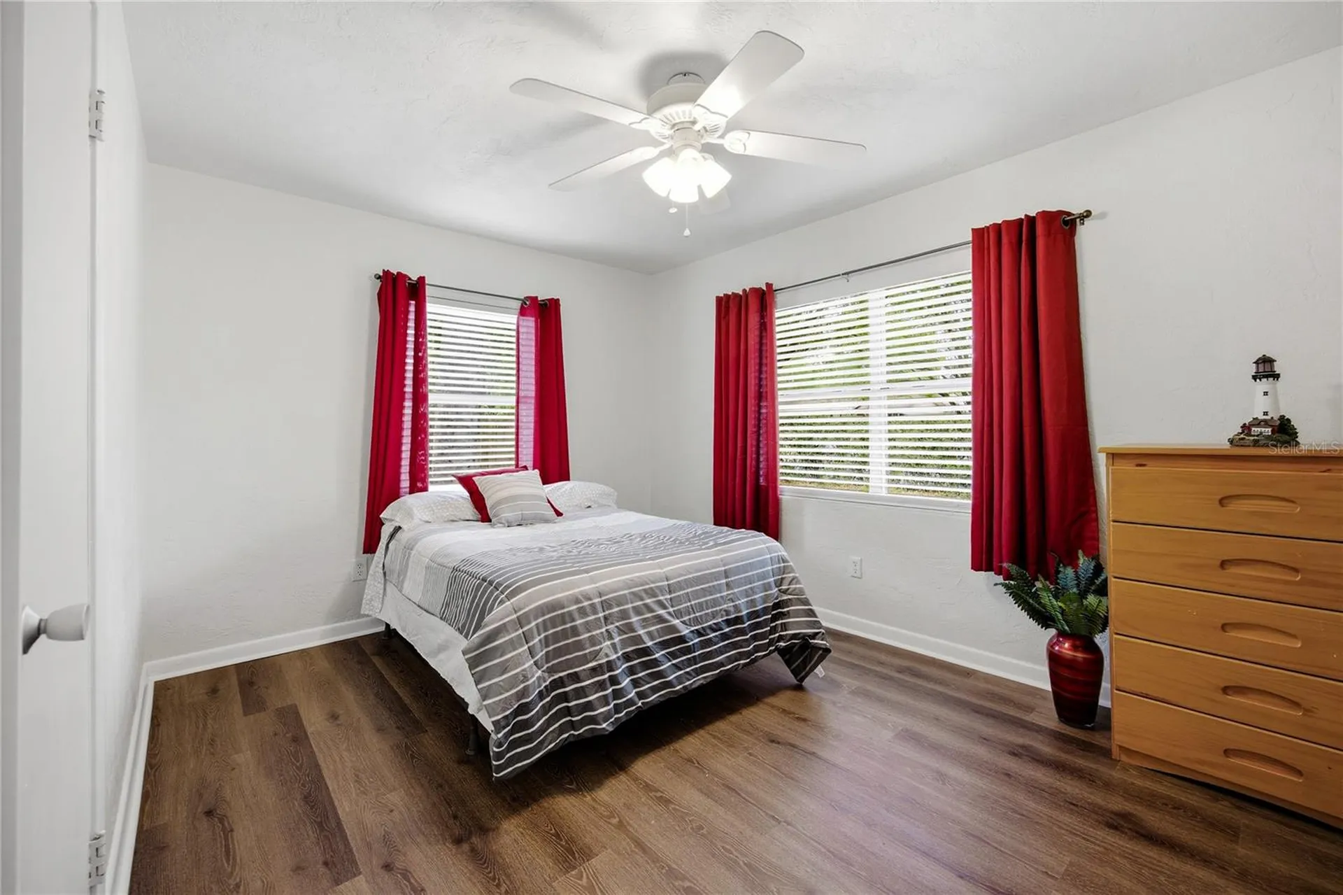 24 NE 45th Street Gainesville FL 32641