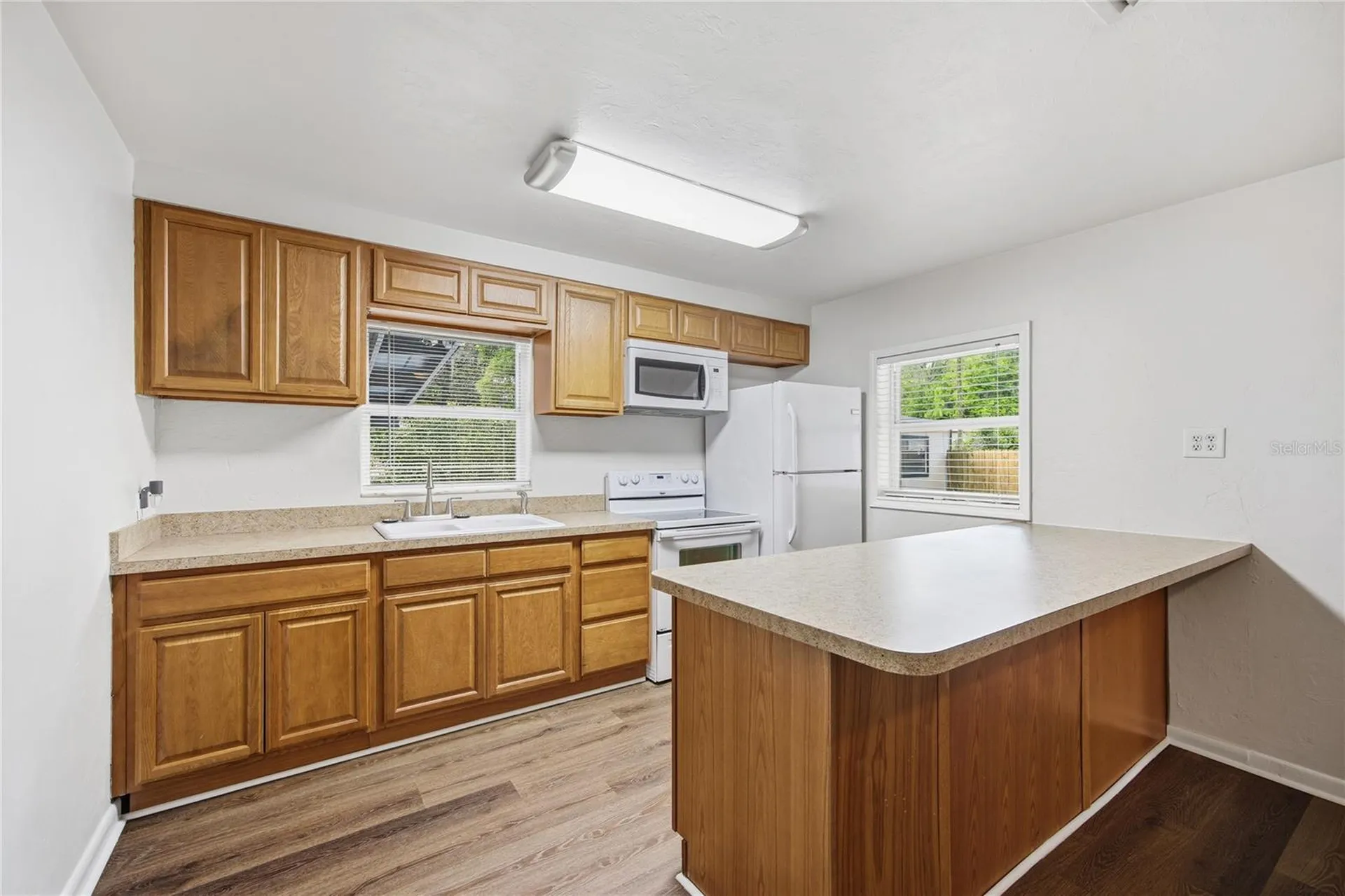 24 NE 45th Street Gainesville FL 32641