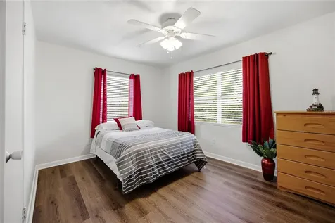 24 NE 45th Street Gainesville FL 32641