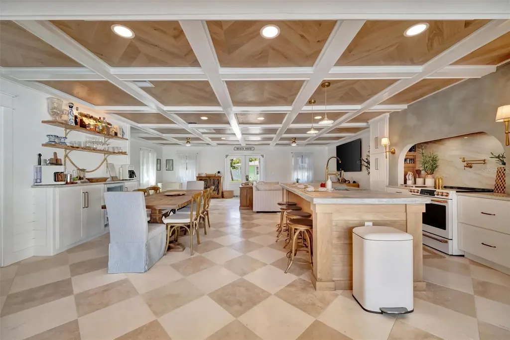 117 81st Street Holmes Beach FL 34217