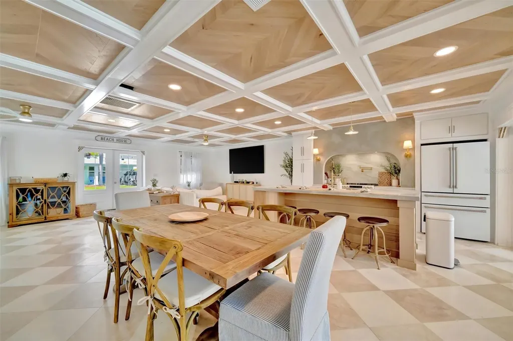 117 81st Street Holmes Beach FL 34217