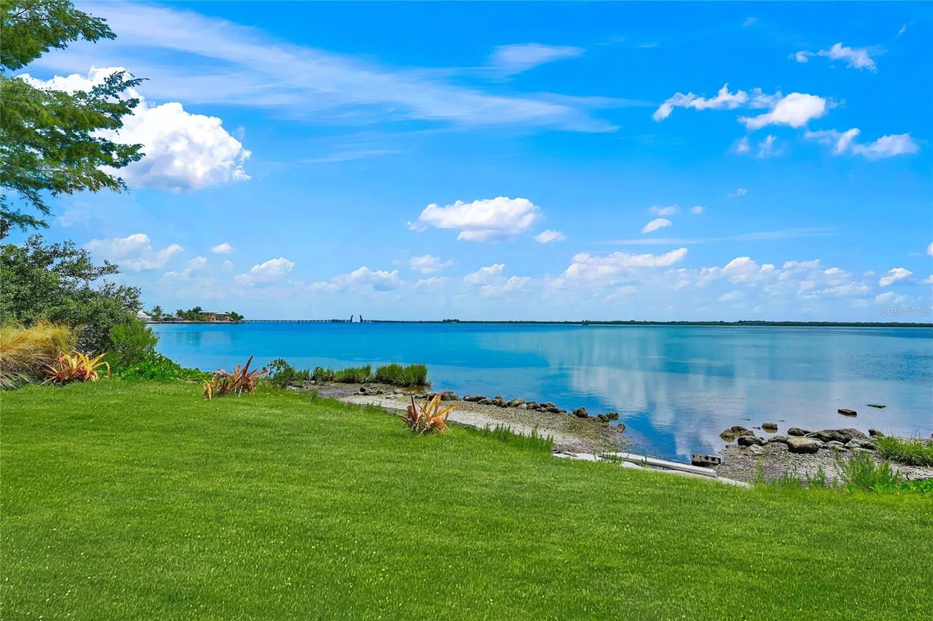 117 81st Street Holmes Beach FL 34217