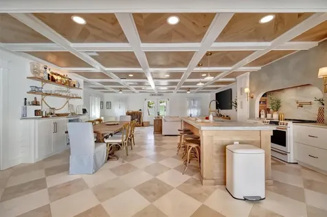 117 81st Street Holmes Beach FL 34217