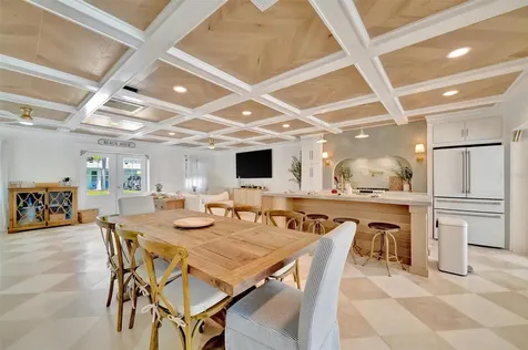117 81st Street Holmes Beach FL 34217