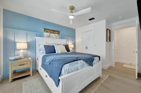 117 81st Street Holmes Beach FL 34217