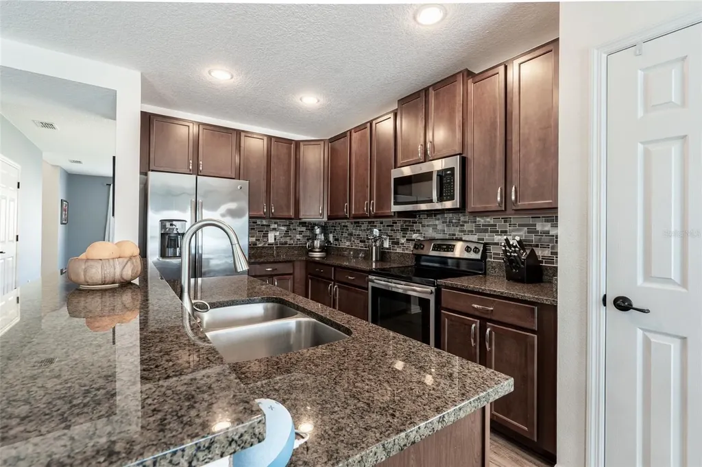 9902 Lenox Street Clermont FL 34711