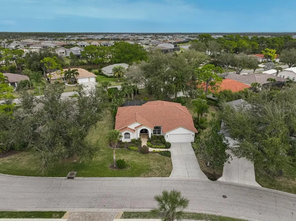 2102 Tequesta Trail Nokomis FL 34275