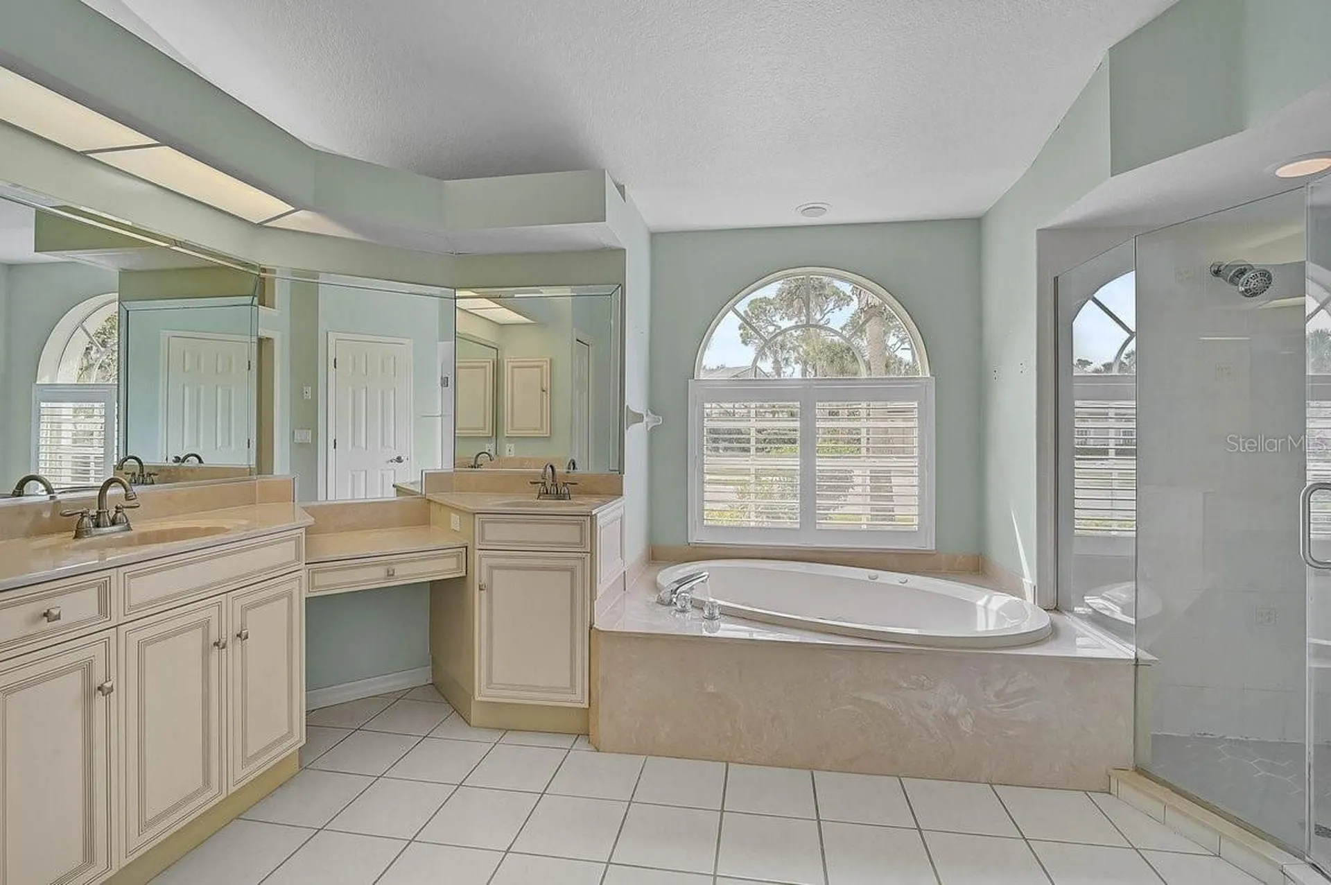 2102 Tequesta Trail Nokomis FL 34275