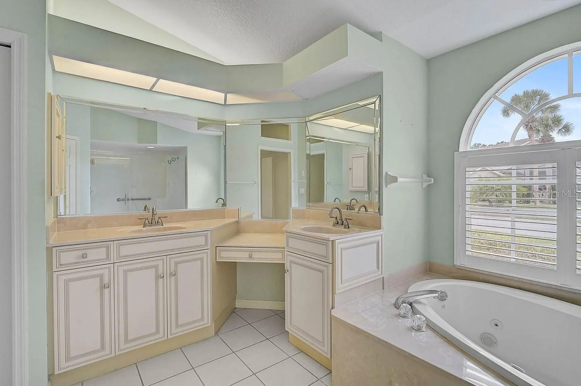 2102 Tequesta Trail Nokomis FL 34275
