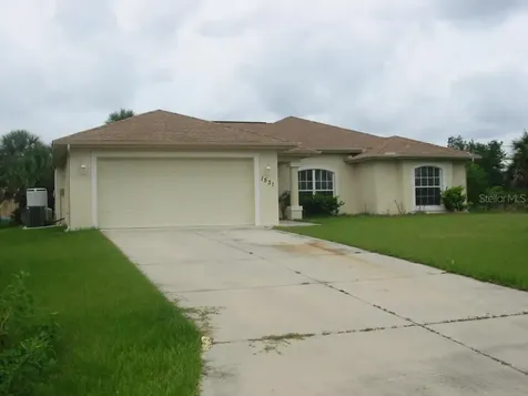1531 Lansdale Avenue North Port FL 34286