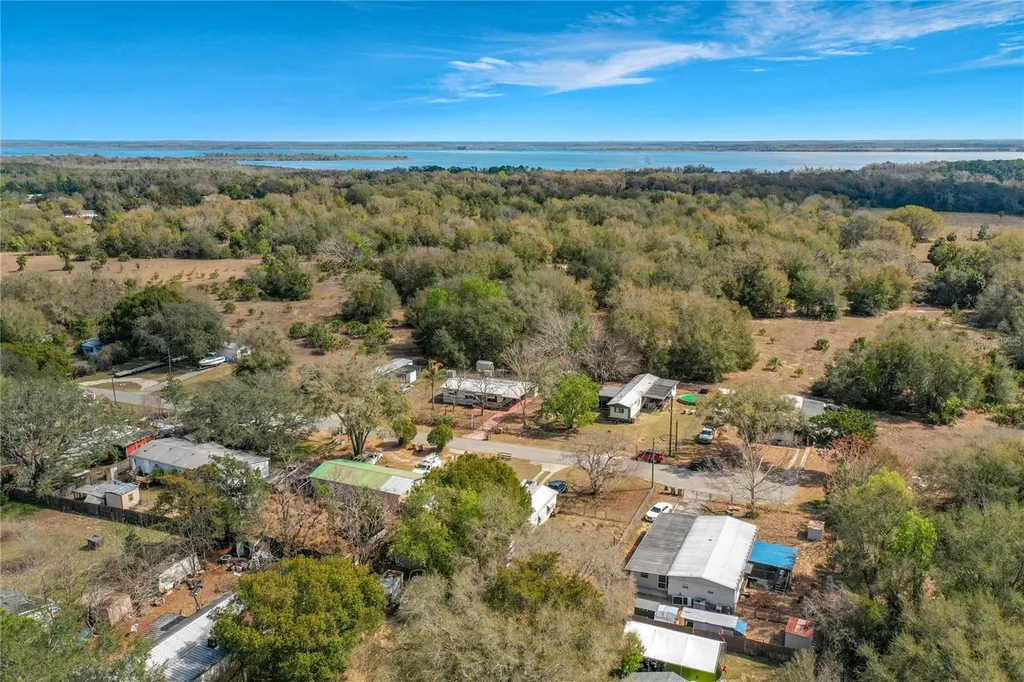 36700 Daisy Lane Fruitland Park FL 34731
