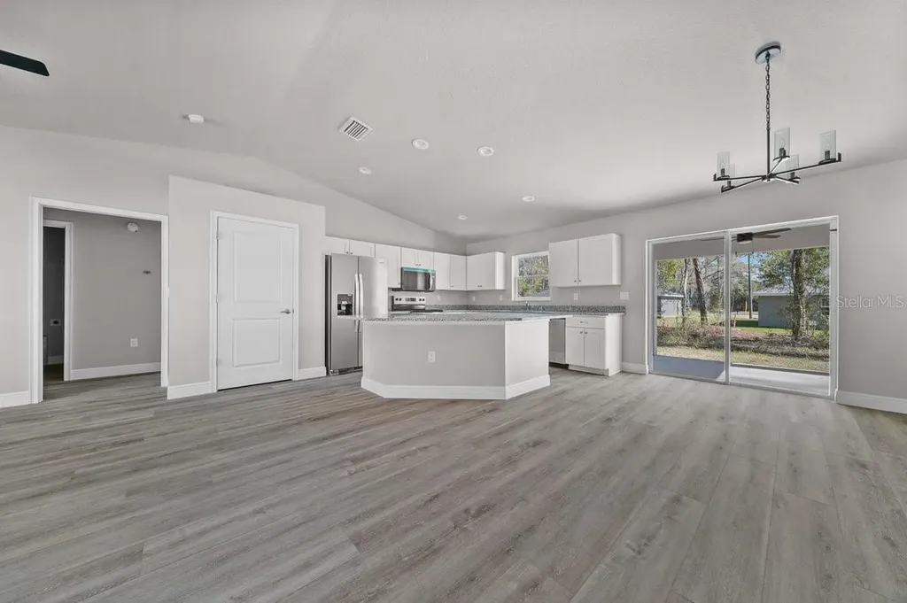 3097 W Sharpes Drive Citrus Springs FL 34433