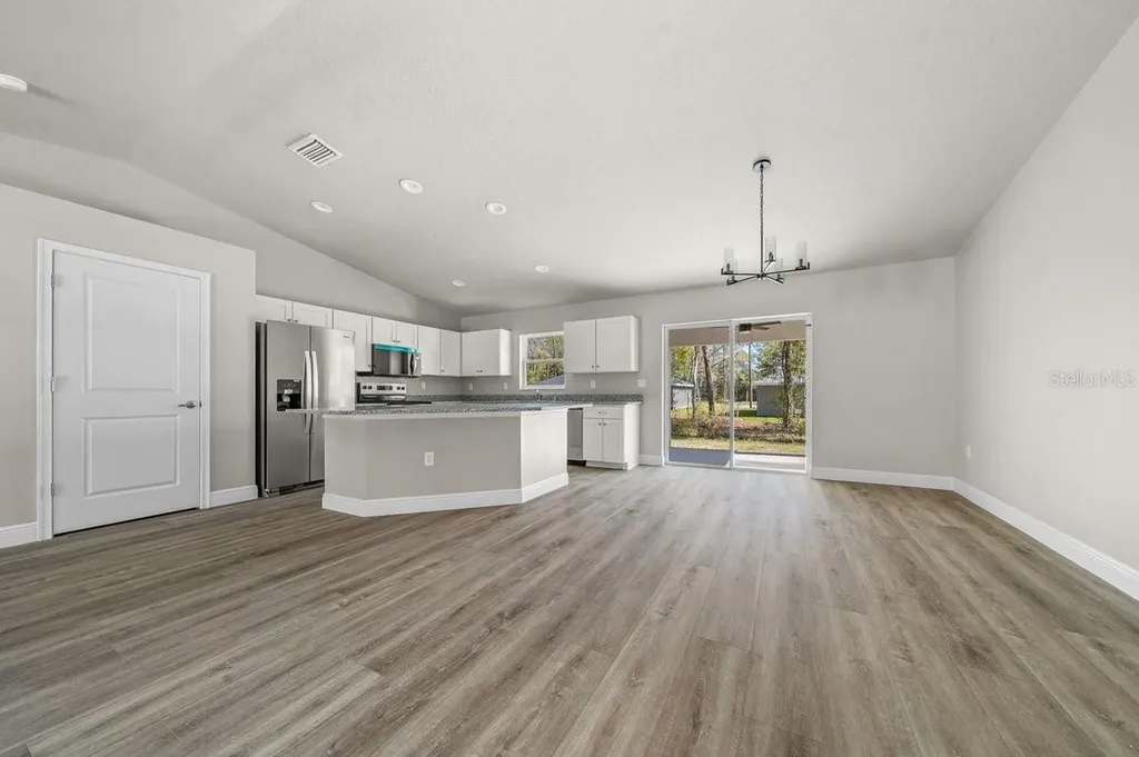 3097 W Sharpes Drive Citrus Springs FL 34433