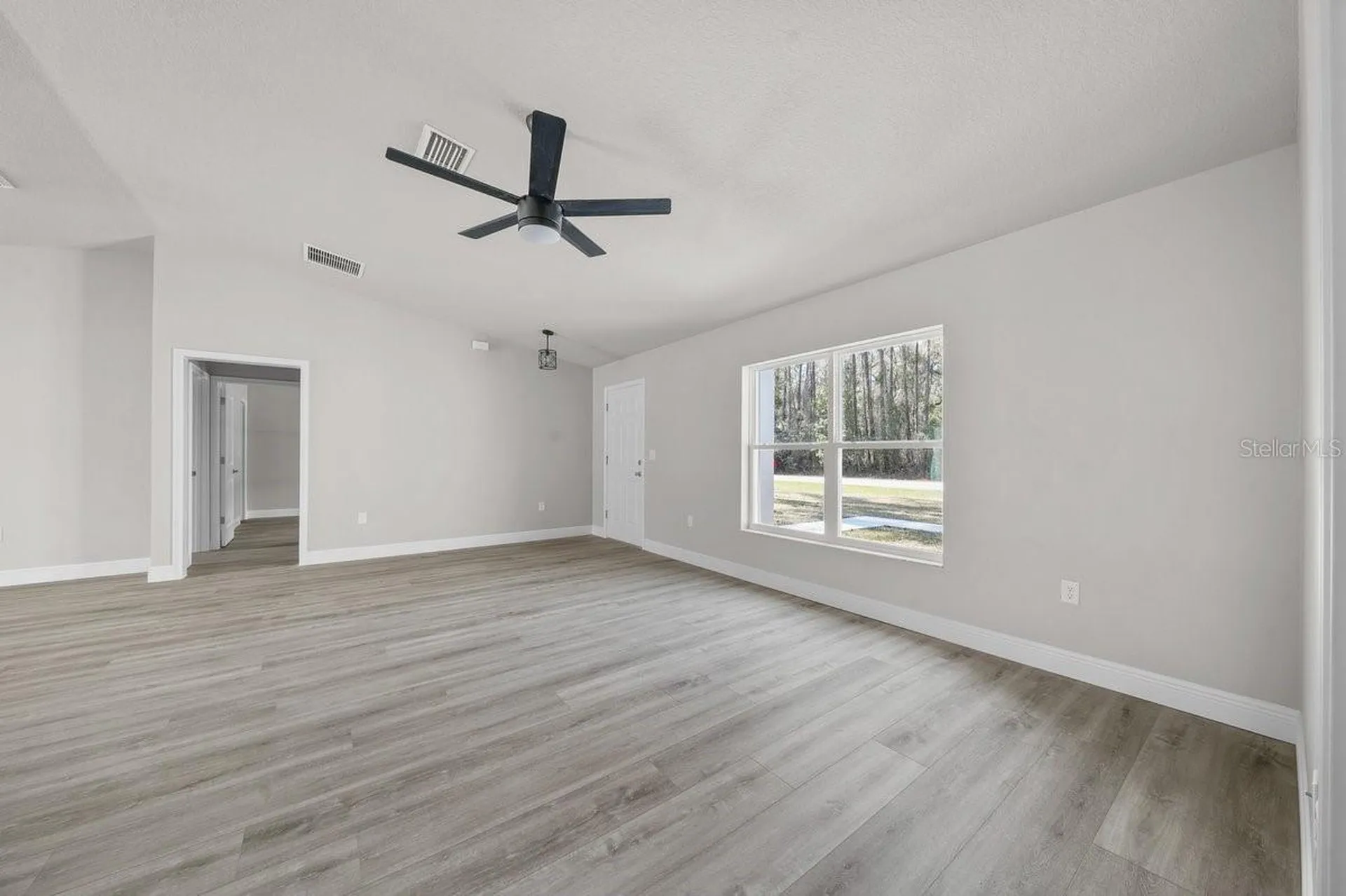 3097 W Sharpes Drive Citrus Springs FL 34433