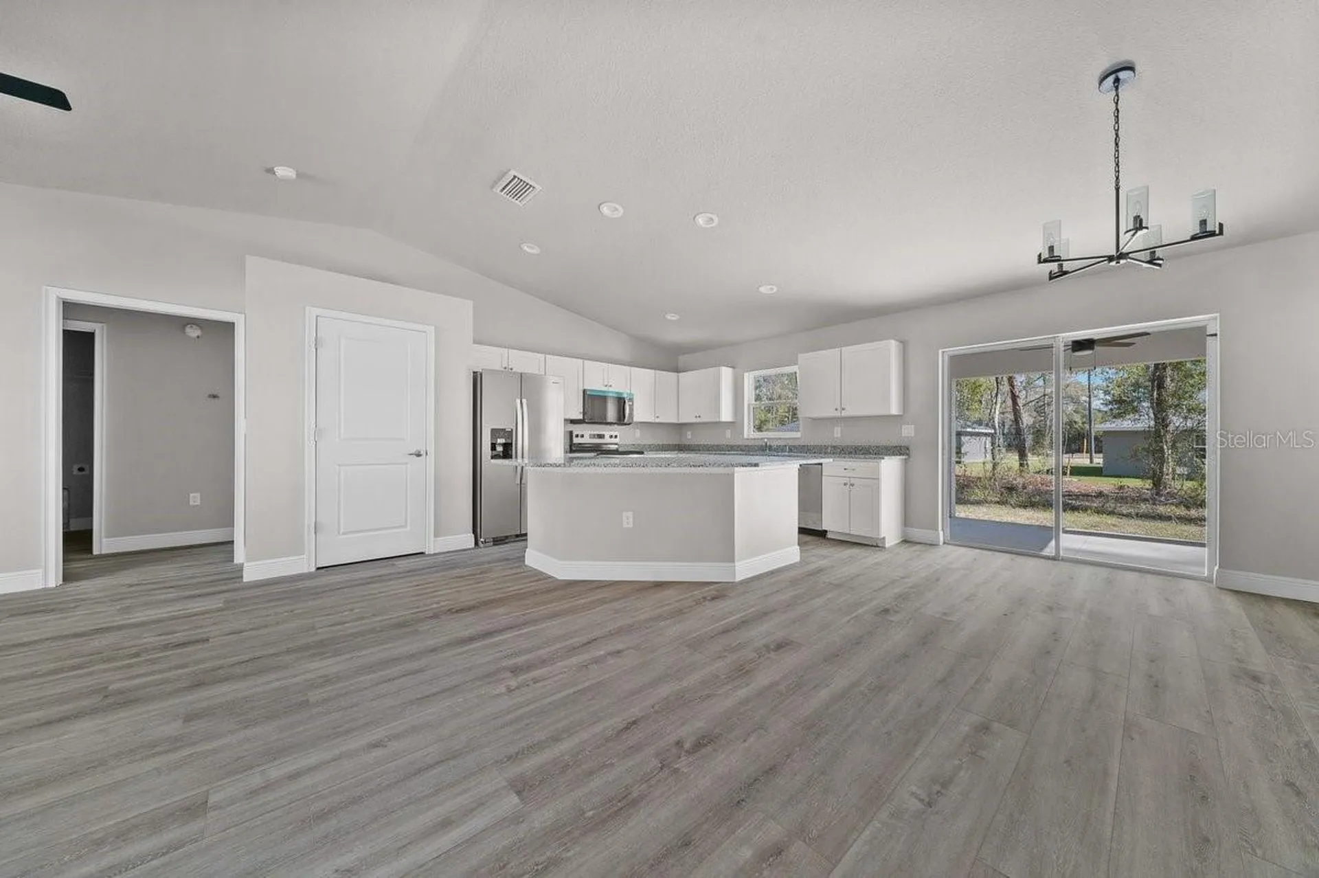 3097 W Sharpes Drive Citrus Springs FL 34433