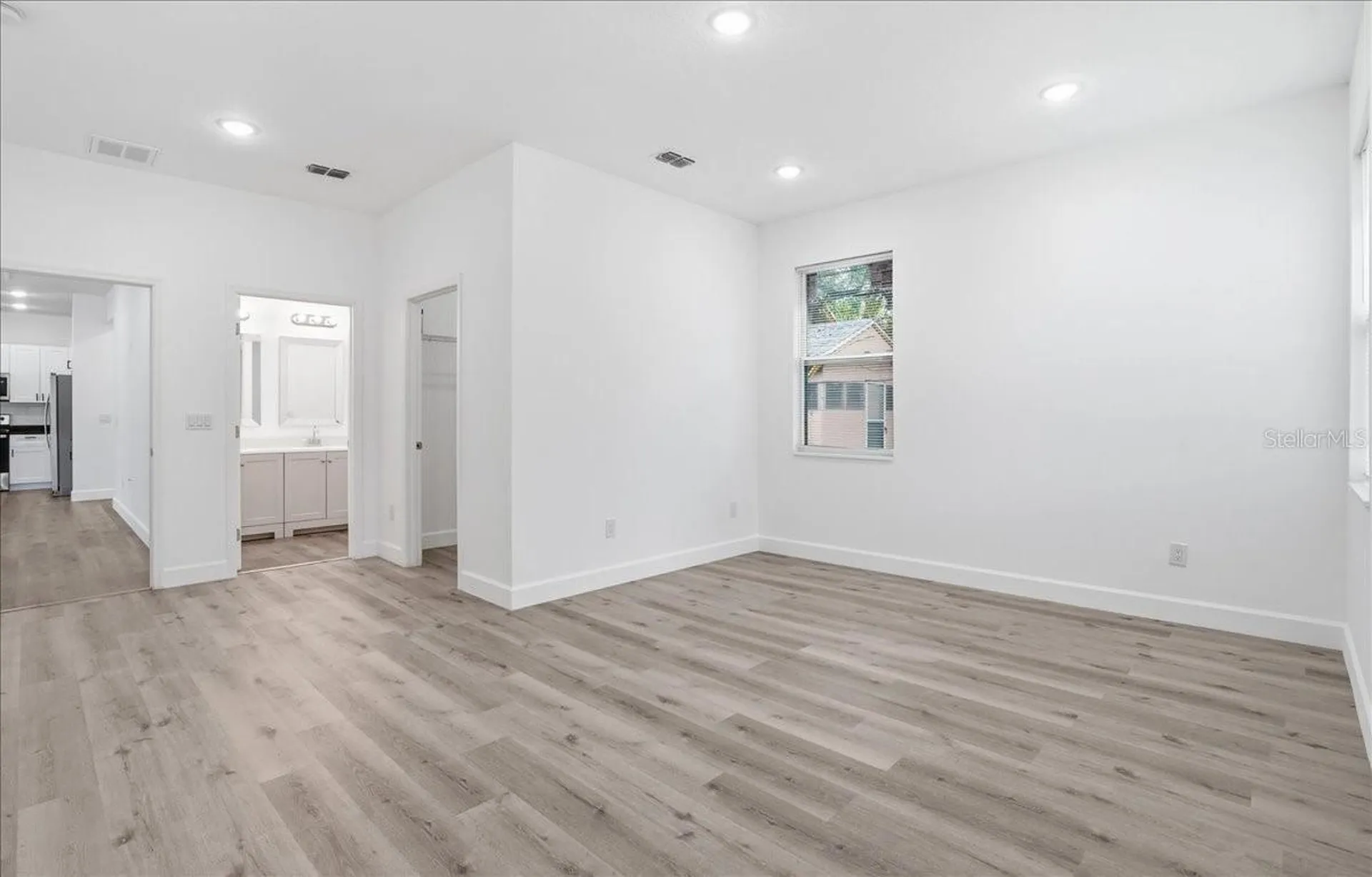 1535 13th Street S St Petersburg FL 33705