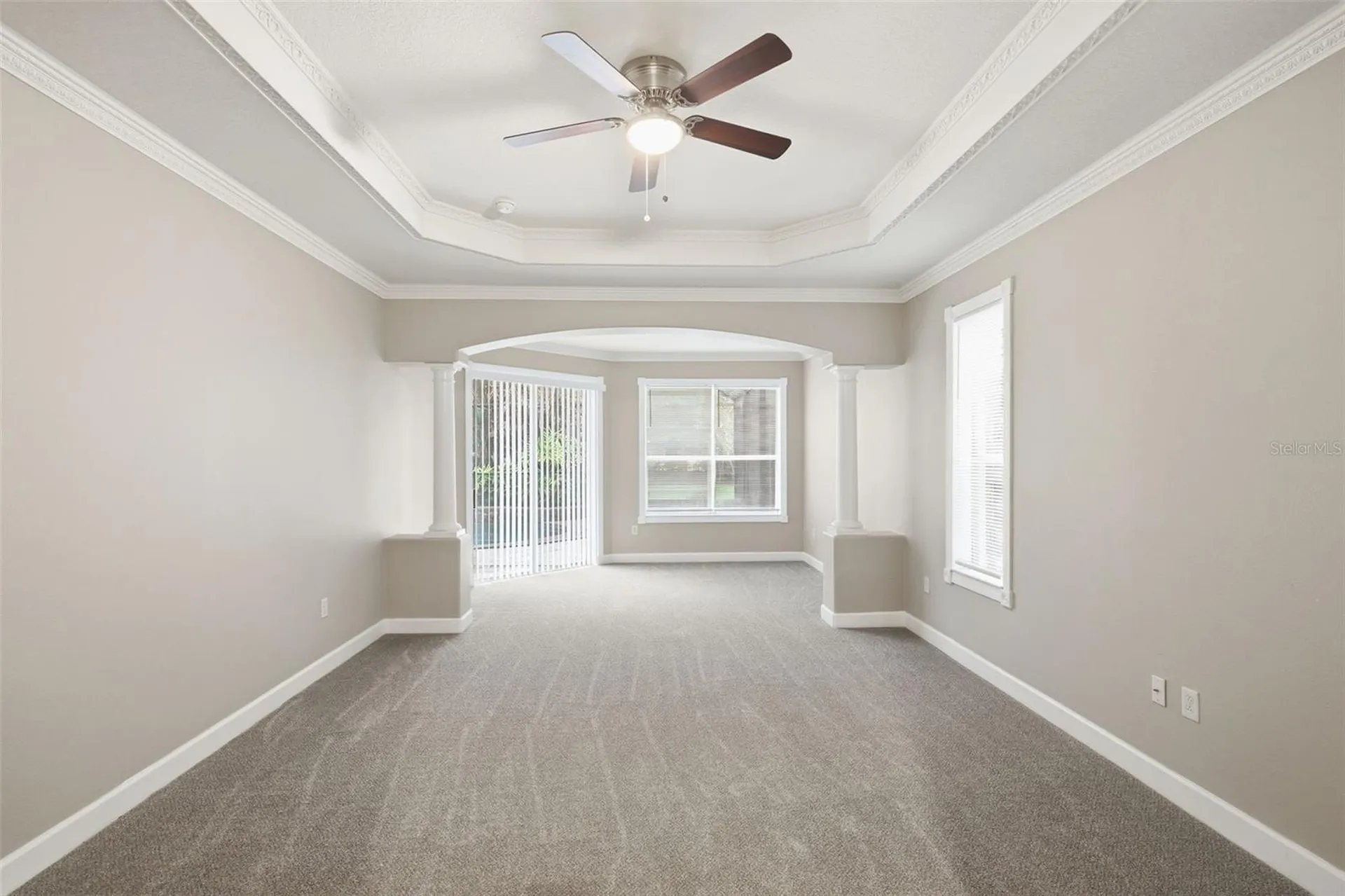 1042 Spinning Wheel Drive Apopka FL 32712