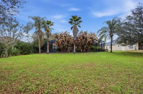 1042 Spinning Wheel Drive Apopka FL 32712