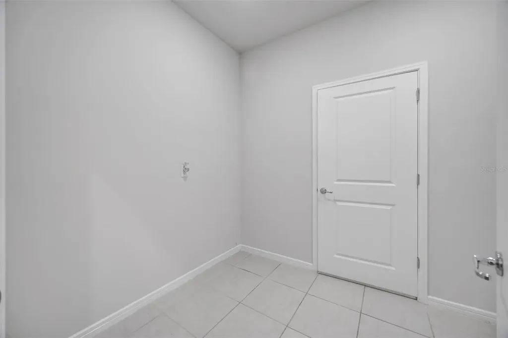 762 Parsons Mooring Court Seffner FL 33584