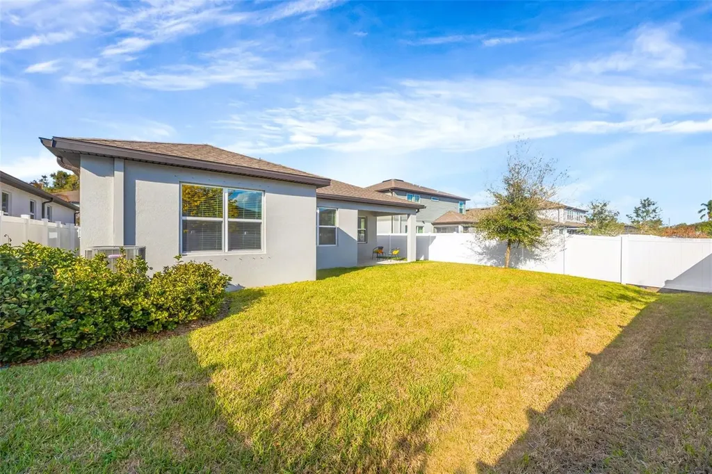 762 Parsons Mooring Court Seffner FL 33584