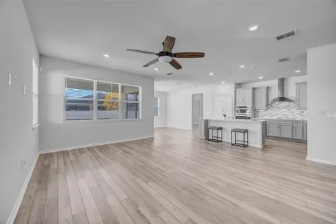 762 Parsons Mooring Court Seffner FL 33584