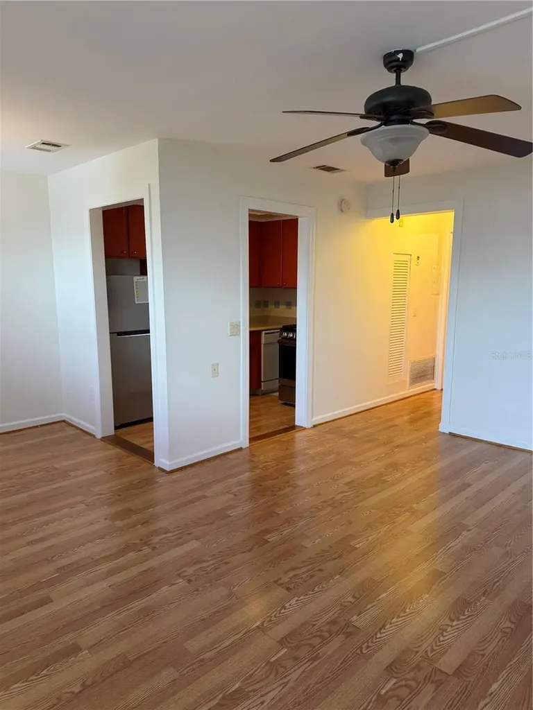 5850 18th Street N St Petersburg FL 33714