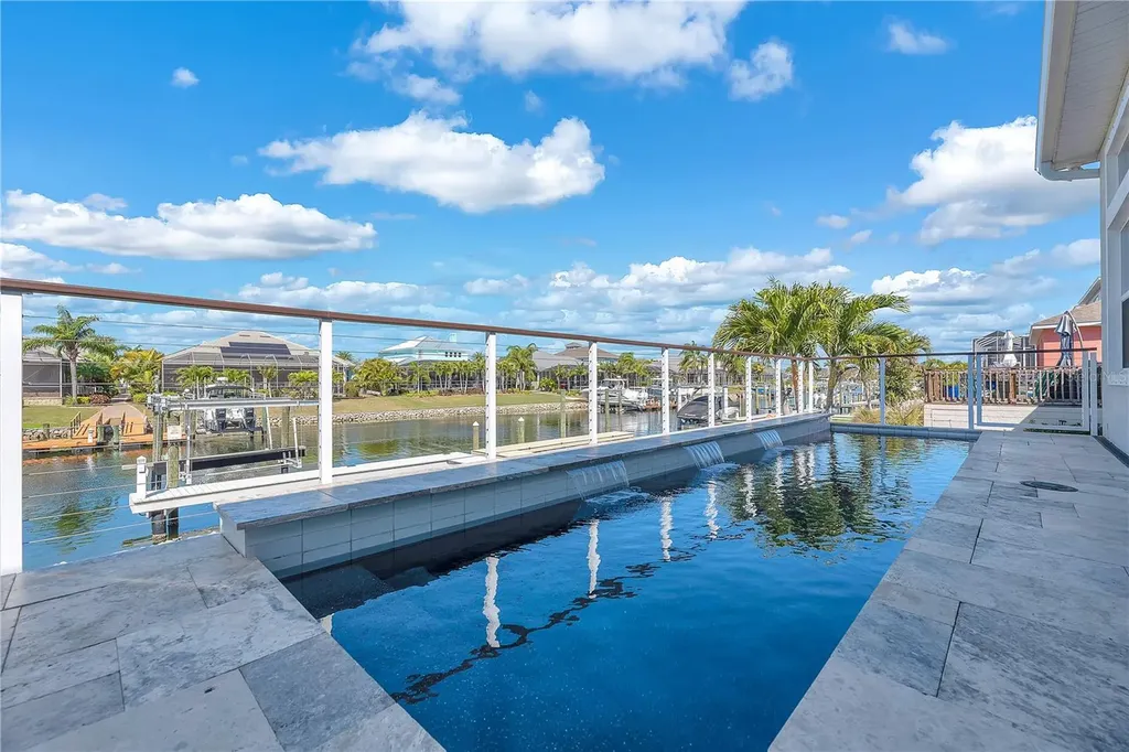 5305 Wishing Arch Drive Apollo Beach FL 33572