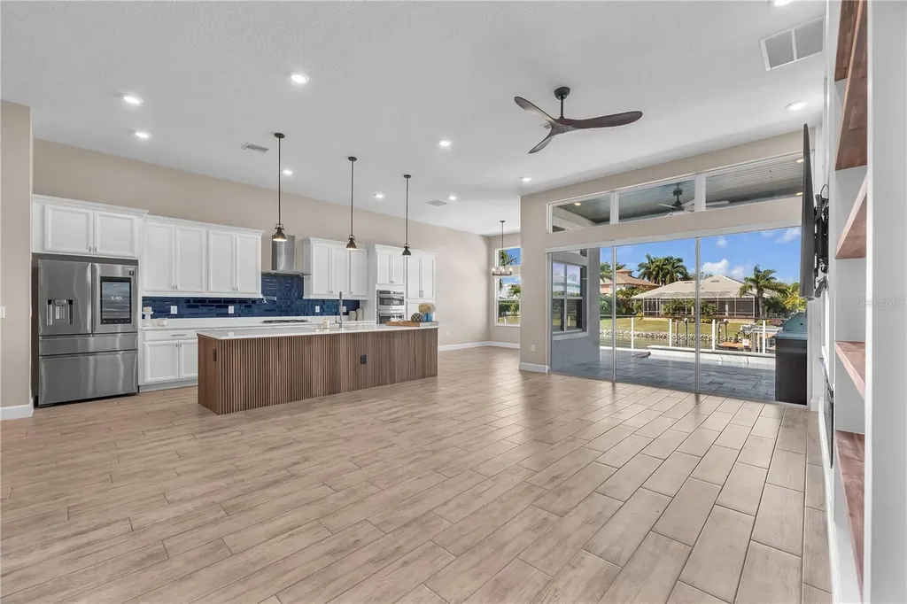 5305 Wishing Arch Drive Apollo Beach FL 33572
