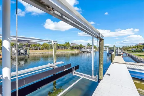 5305 Wishing Arch Drive Apollo Beach FL 33572