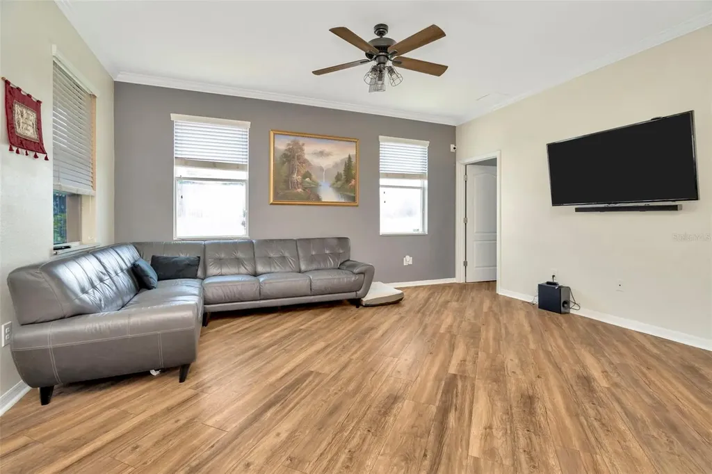 313 Shell Manor Drive Ruskin FL 33570