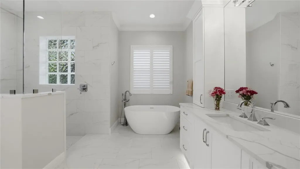 7637 Cove Terrace Sarasota FL 34231