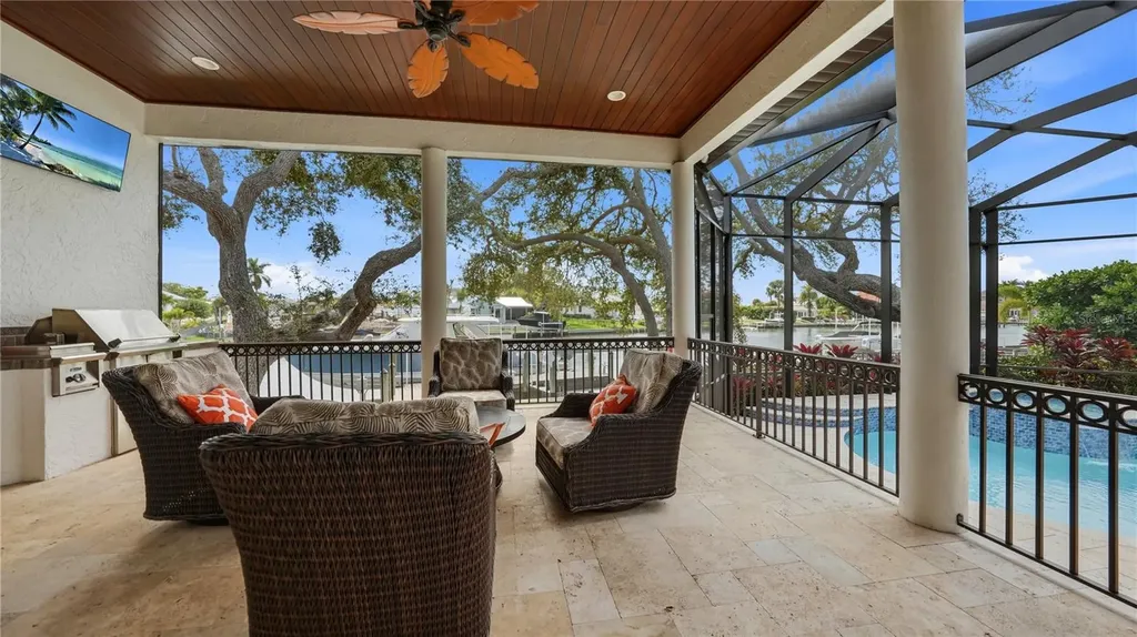 7637 Cove Terrace Sarasota FL 34231