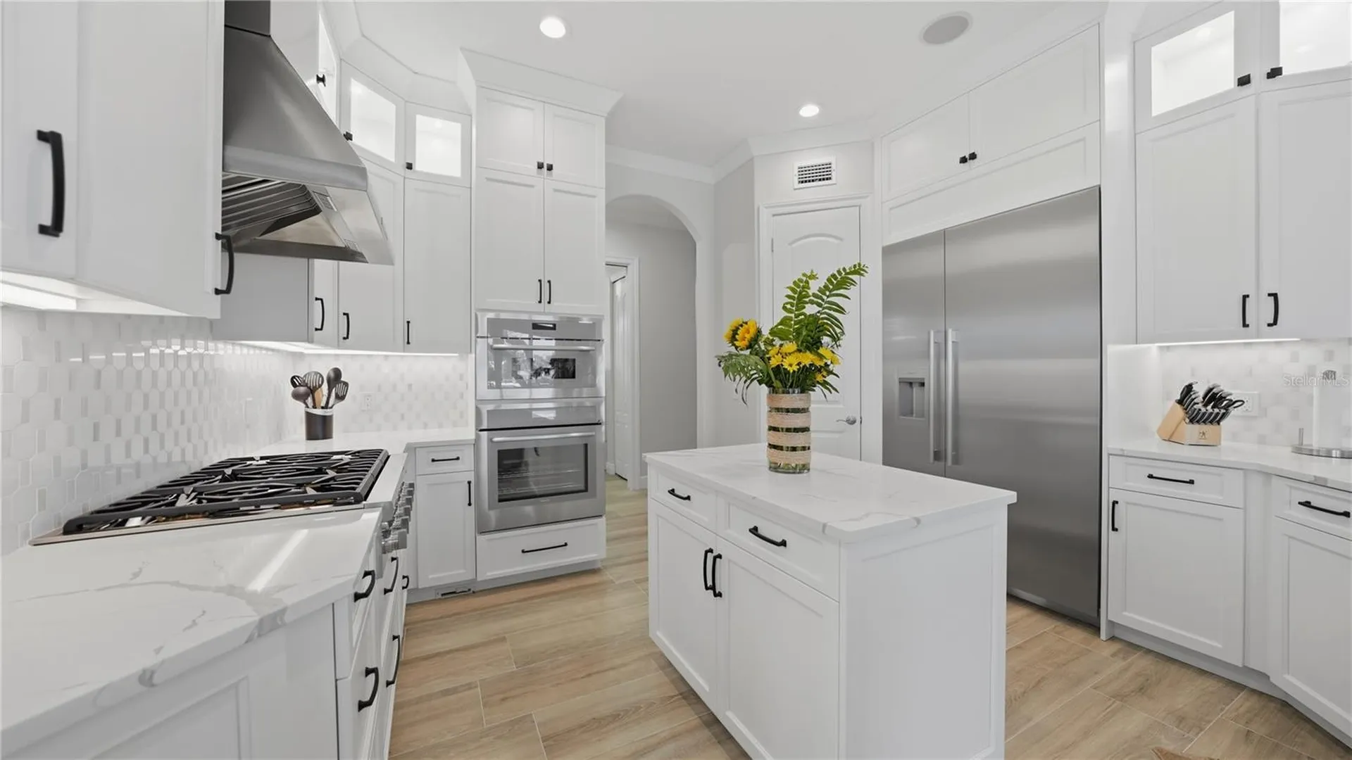 7637 Cove Terrace Sarasota FL 34231