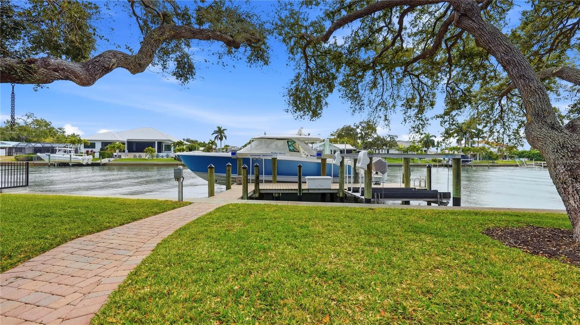 7637 Cove Terrace Sarasota FL 34231