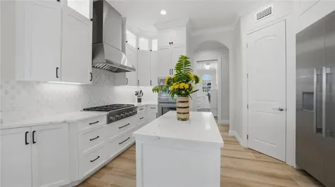 7637 Cove Terrace Sarasota FL 34231