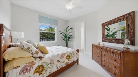 7637 Cove Terrace Sarasota FL 34231