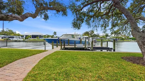 7637 Cove Terrace Sarasota FL 34231