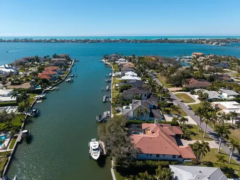 7637 Cove Terrace Sarasota FL 34231