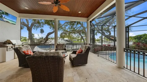 7637 Cove Terrace Sarasota FL 34231