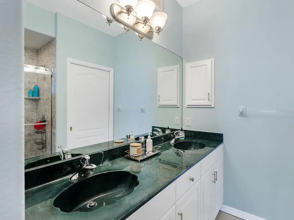 980 Cooper Street Venice FL 34285