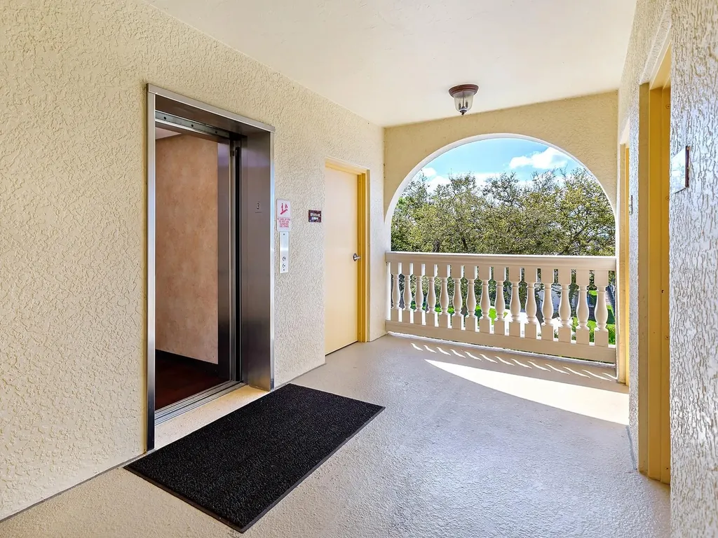 980 Cooper Street Venice FL 34285