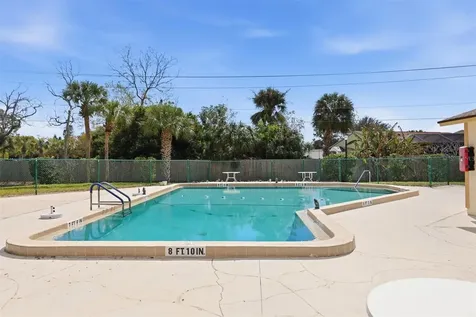 2927 61st Street W Bradenton FL 34209