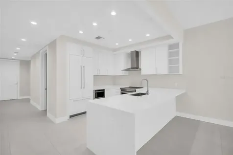 275 1st Avenue S St Petersburg FL 33701
