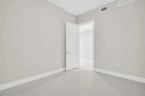 275 1st Avenue S St Petersburg FL 33701