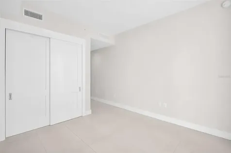 275 1st Avenue S St Petersburg FL 33701
