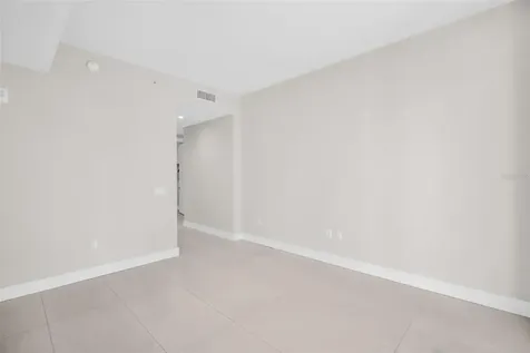 275 1st Avenue S St Petersburg FL 33701