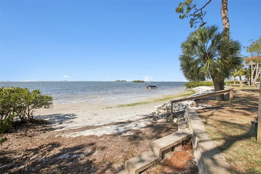 2700 Bayshore Boulevard Dunedin FL 34698