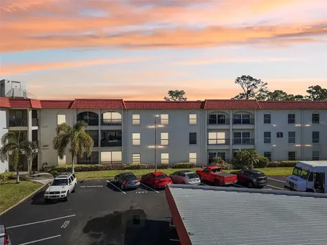 2700 Bayshore Boulevard Dunedin FL 34698